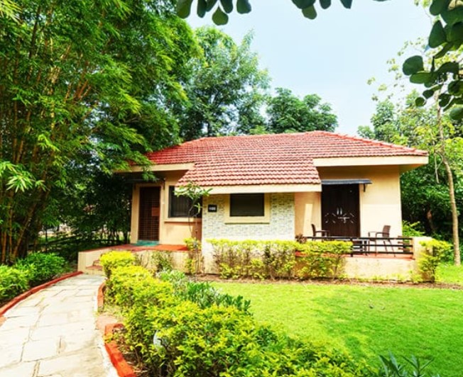 Beyond Stay Mahua Vann
