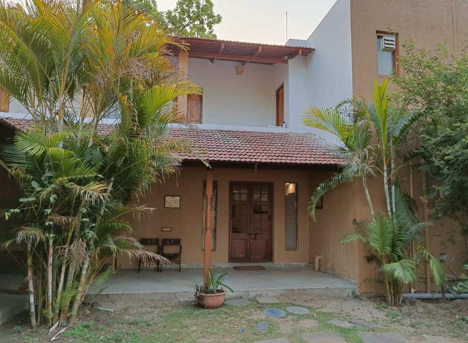 Beyond Stay Mahua Vann